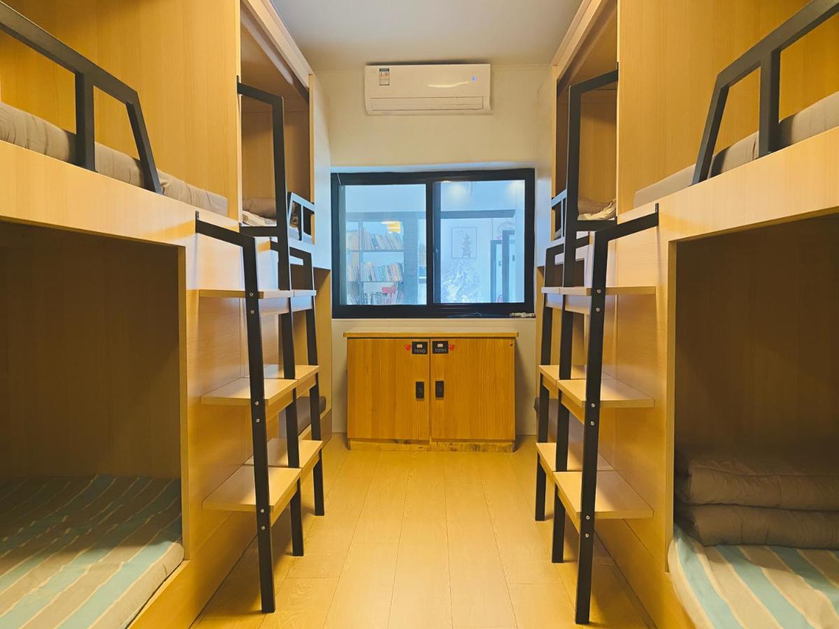 Hidden Garden International Youth Hostel -Near Oriental Pearl &Lujiazui -Garden Social Area -Bar -Cafe -Free Laundry Luggage Storage -24H Front Desk -English Service Shanghai Exterior photo