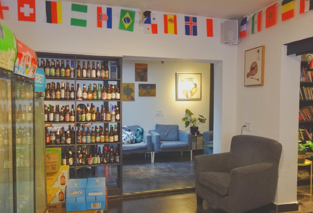 Hidden Garden International Youth Hostel -Near Oriental Pearl &Lujiazui -Garden Social Area -Bar -Cafe -Free Laundry Luggage Storage -24H Front Desk -English Service Shanghai Exterior photo