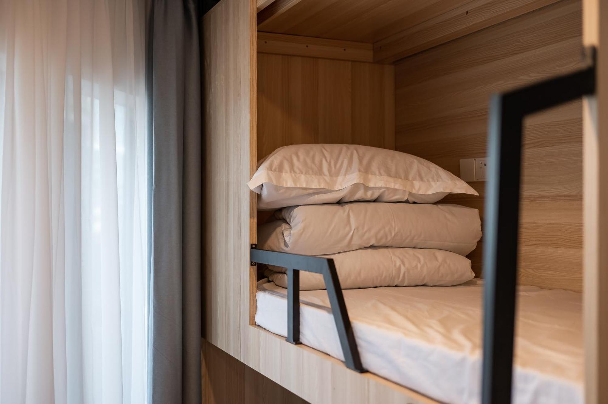 Hidden Garden International Youth Hostel -Near Oriental Pearl &Lujiazui -Garden Social Area -Bar -Cafe -Free Laundry Luggage Storage -24H Front Desk -English Service Shanghai Exterior photo