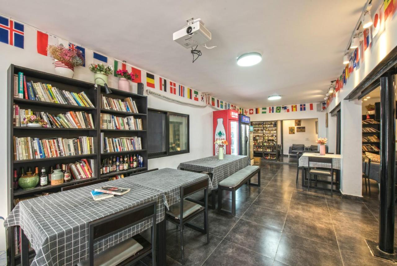 Hidden Garden International Youth Hostel -Near Oriental Pearl &Lujiazui -Garden Social Area -Bar -Cafe -Free Laundry Luggage Storage -24H Front Desk -English Service Shanghai Exterior photo