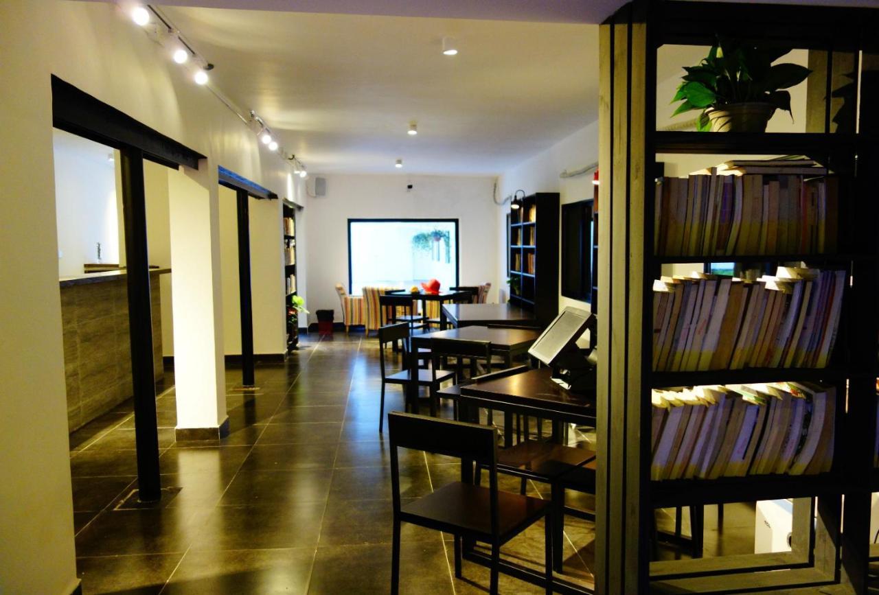 Hidden Garden International Youth Hostel -Near Oriental Pearl &Lujiazui -Garden Social Area -Bar -Cafe -Free Laundry Luggage Storage -24H Front Desk -English Service Shanghai Exterior photo